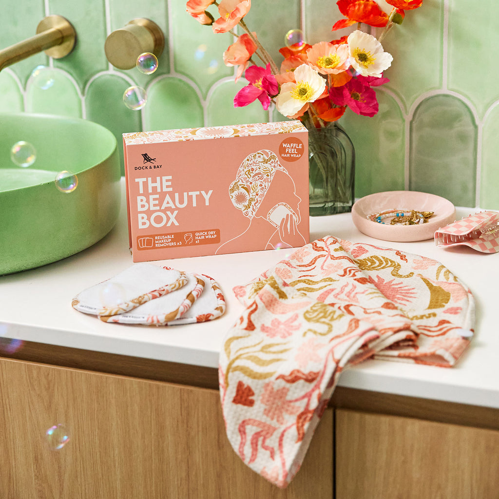 dock and bay gift box hair wrap & makeup remover