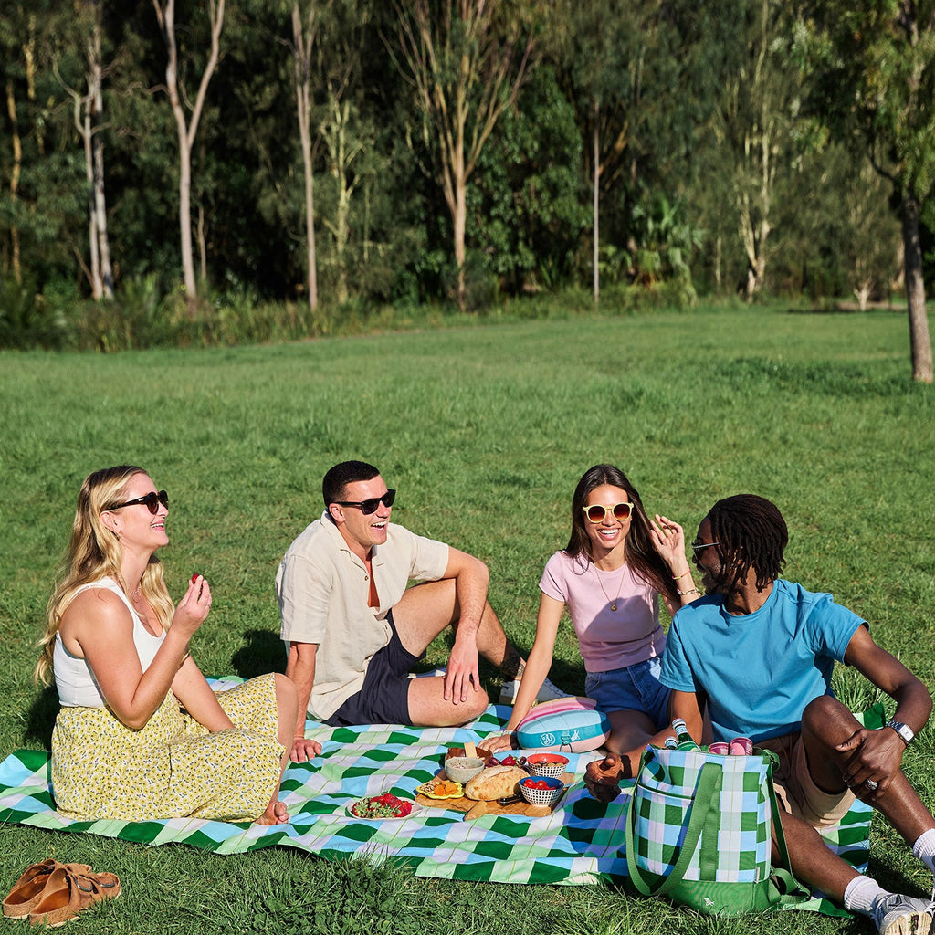 dock and bay picnic blanket
