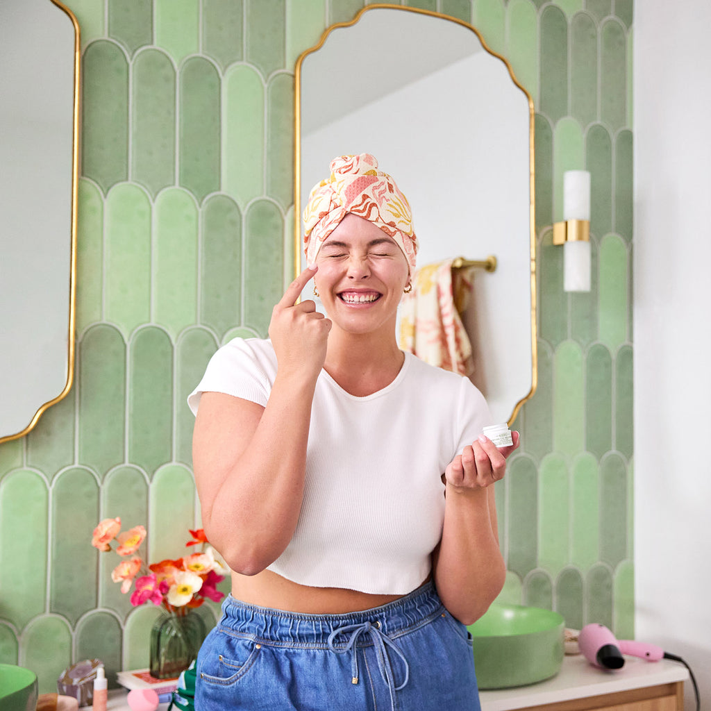 dock and bay gift box hair wrap & makeup remover