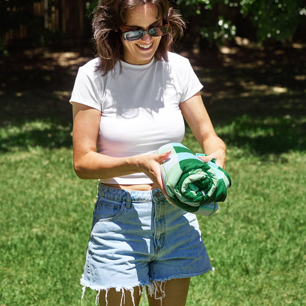 dock and bay picnic blanket